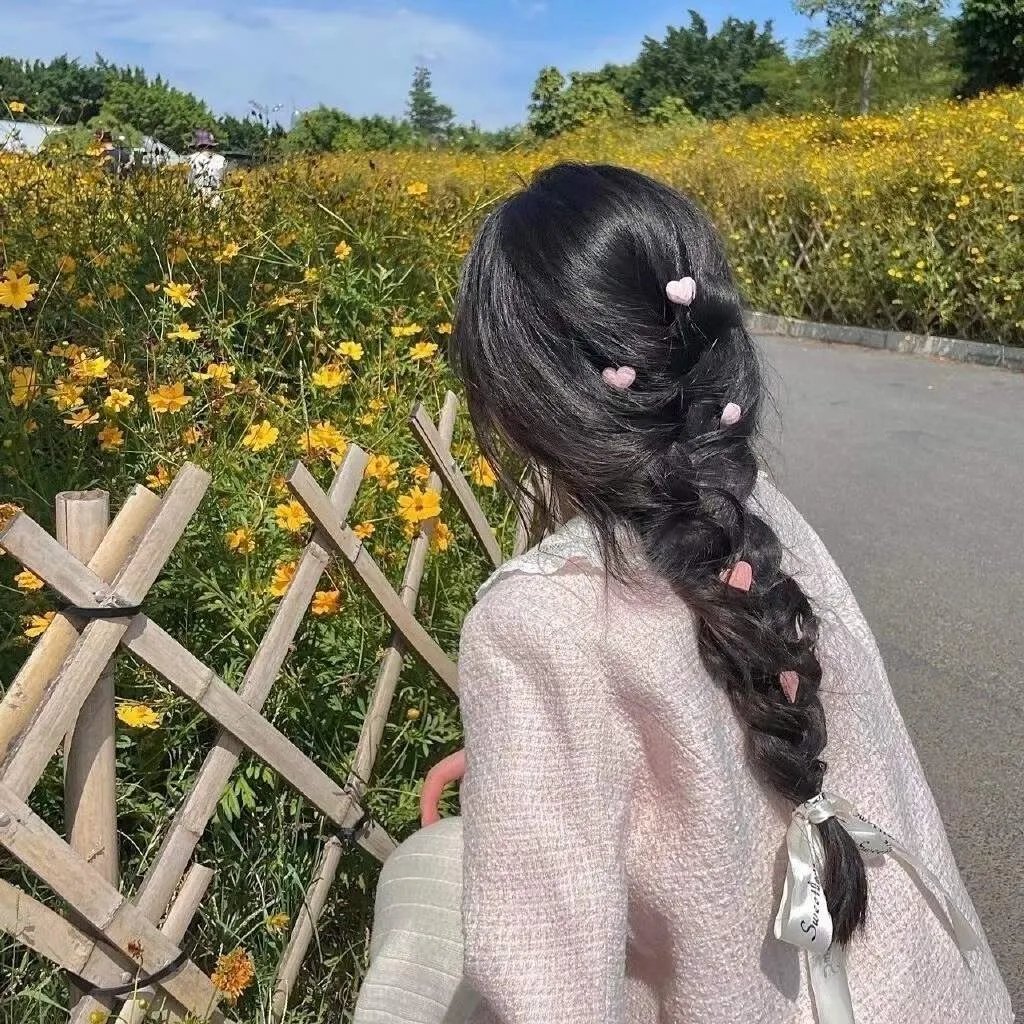 雨中的秋城